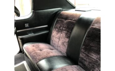 Pontiac-Grand-prix-1971-Black-Black-9