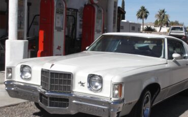 Pontiac-Grand-prix-1972-Pearlish-white-White-1