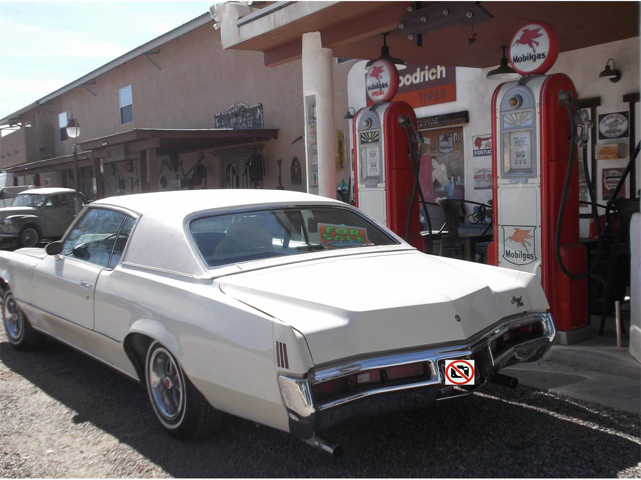 Pontiac-Grand-prix-1972-Pearlish-white-White-11