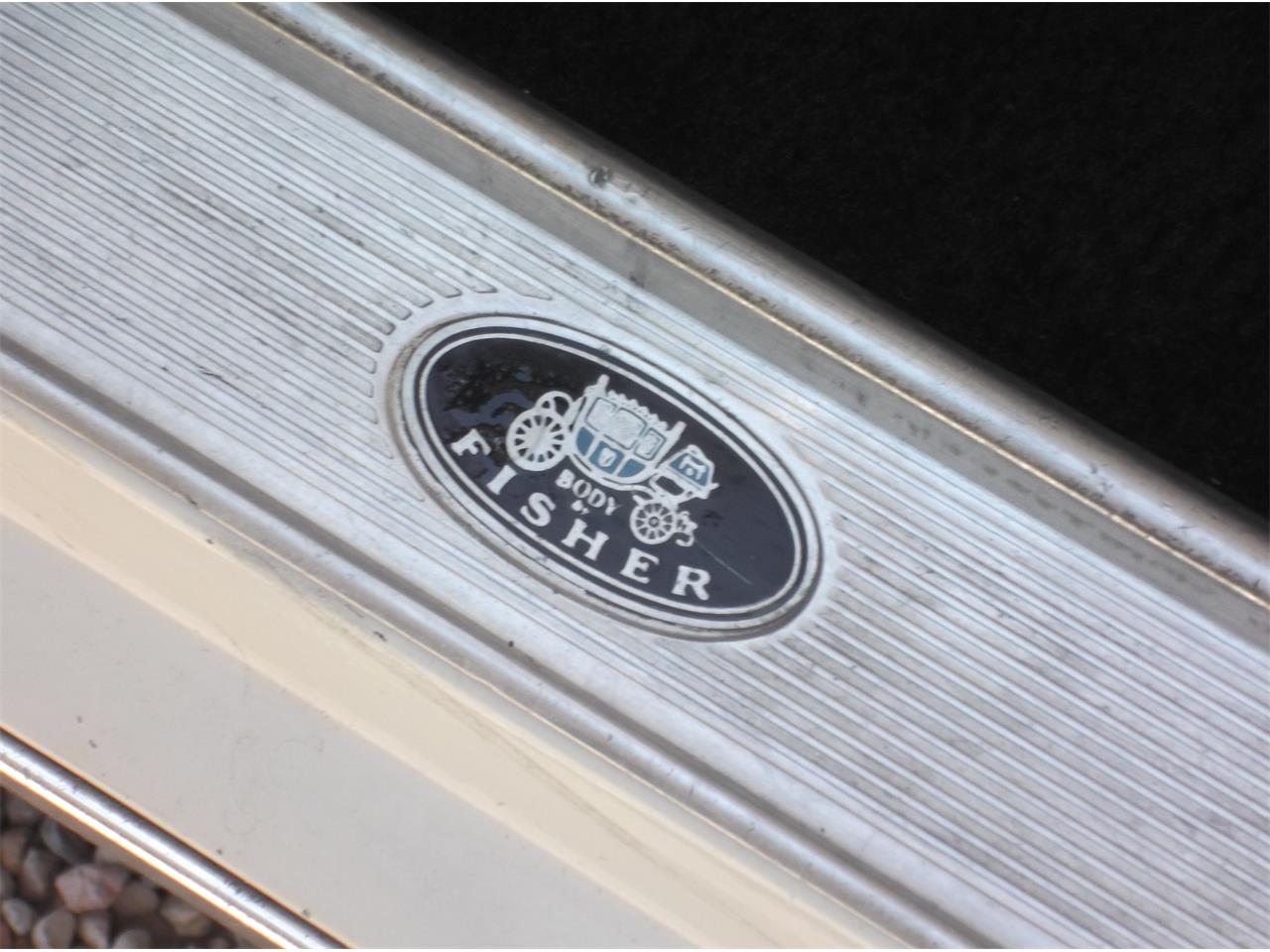 Pontiac-Grand-prix-1972-Pearlish-white-White-13