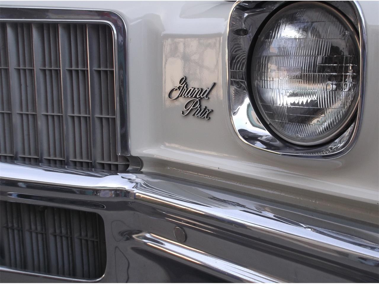 Pontiac-Grand-prix-1972-Pearlish-white-White-18