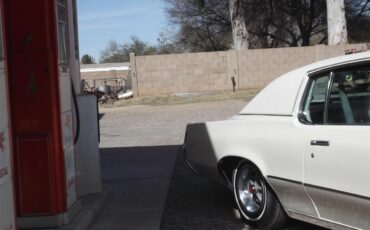 Pontiac-Grand-prix-1972-Pearlish-white-White-19