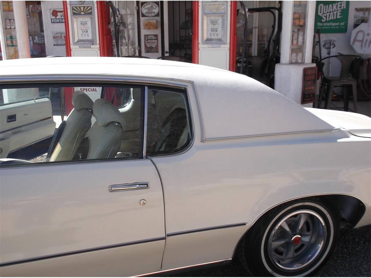 Pontiac-Grand-prix-1972-Pearlish-white-White-21