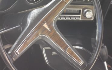Pontiac-Grand-prix-1972-Pearlish-white-White-24