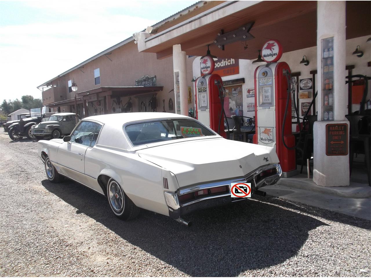 Pontiac-Grand-prix-1972-Pearlish-white-White-3