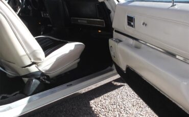 Pontiac-Grand-prix-1972-Pearlish-white-White-48