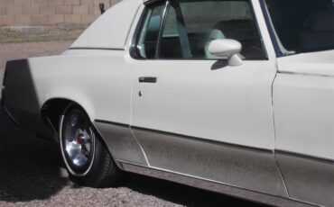 Pontiac-Grand-prix-1972-Pearlish-white-White-58