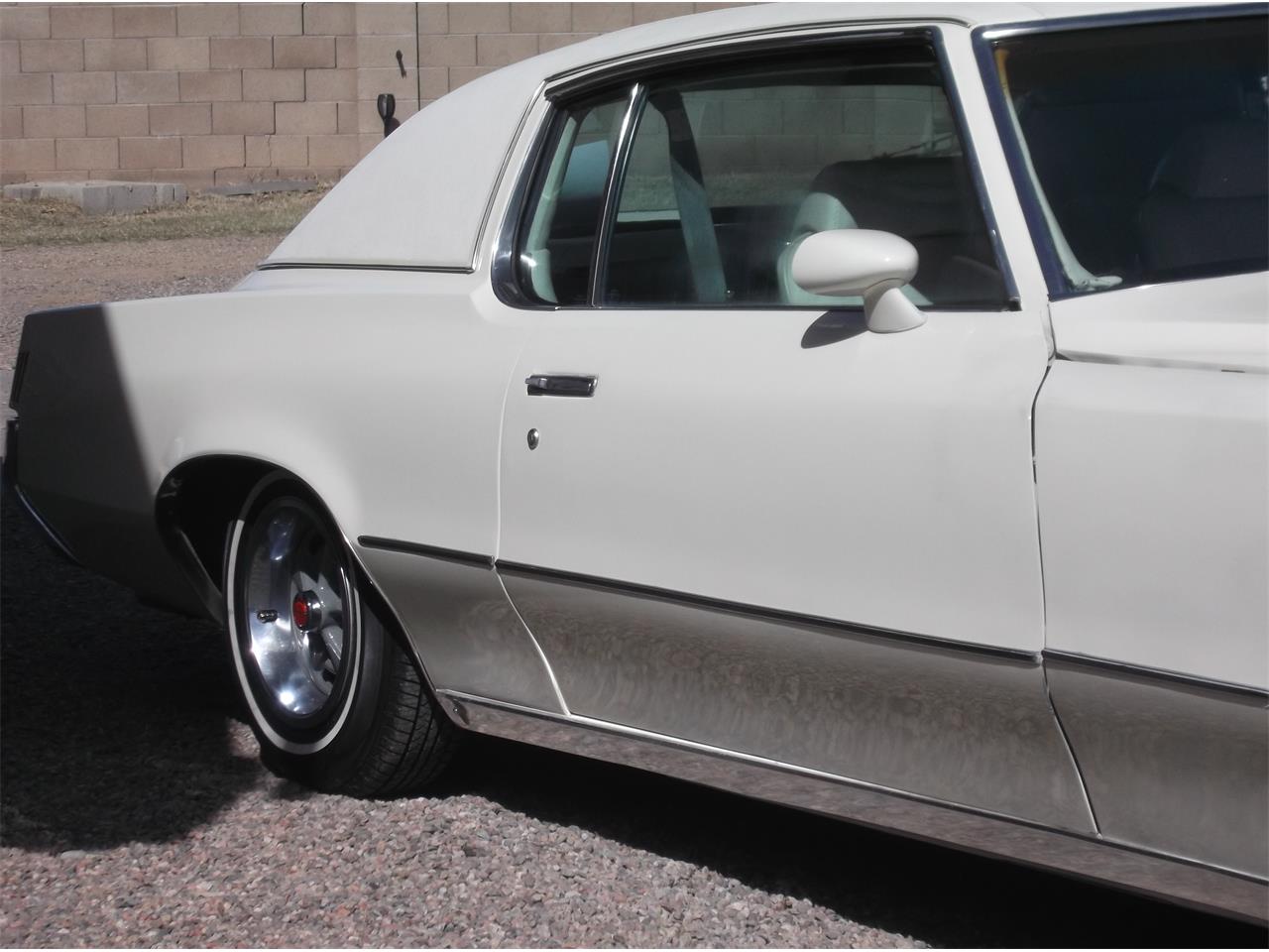 Pontiac-Grand-prix-1972-Pearlish-white-White-58