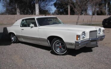 Pontiac-Grand-prix-1972-Pearlish-white-White-59