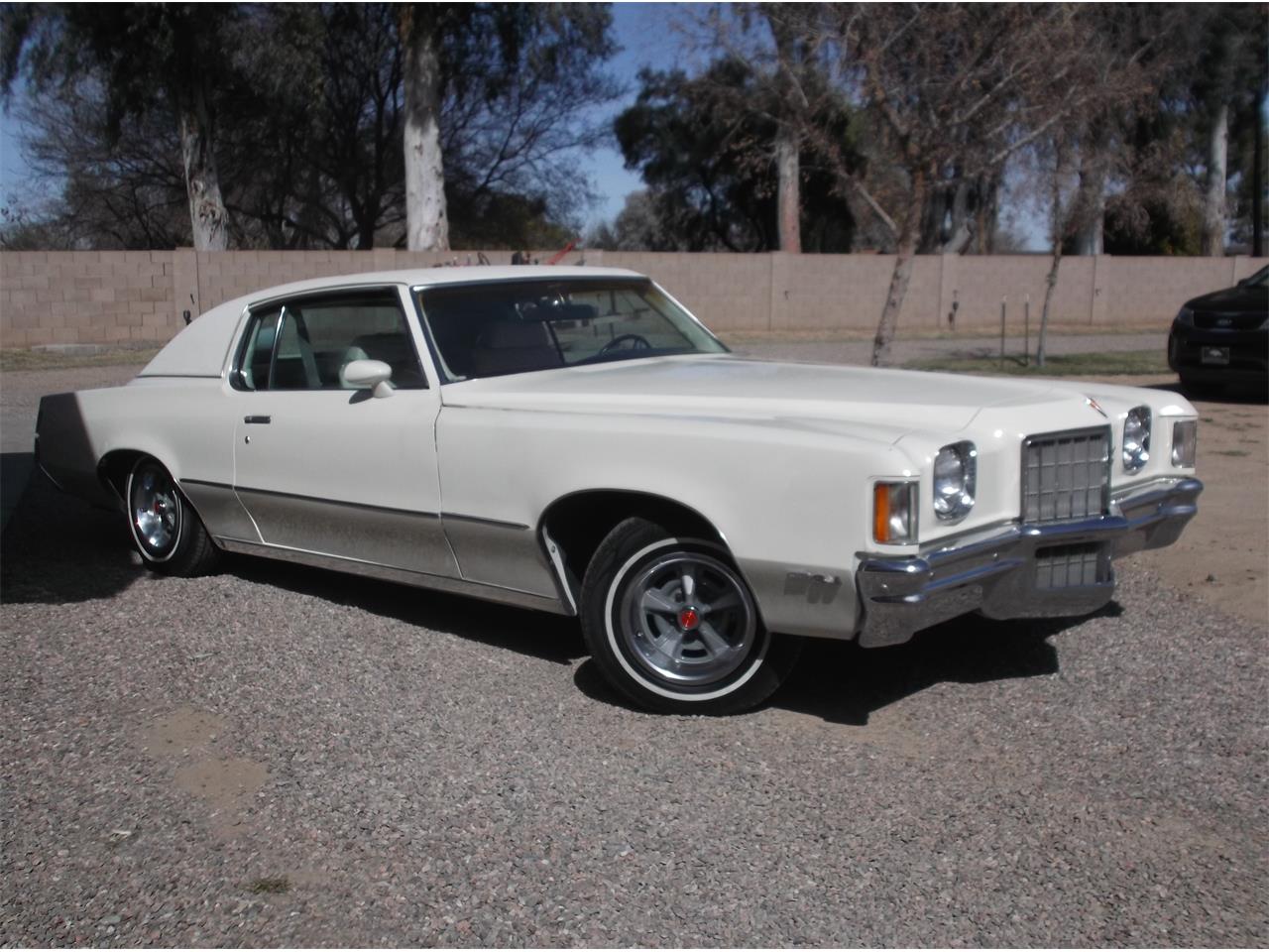 Pontiac-Grand-prix-1972-Pearlish-white-White-59