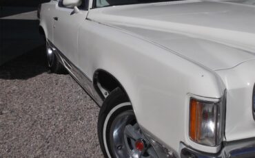 Pontiac-Grand-prix-1972-Pearlish-white-White-62
