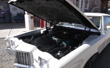 Pontiac-Grand-prix-1972-Pearlish-white-White-7