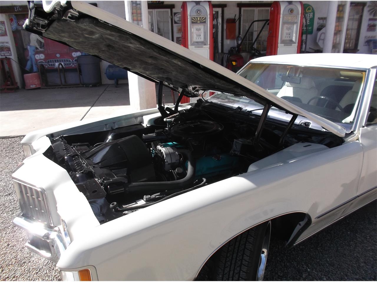 Pontiac-Grand-prix-1972-Pearlish-white-White-9