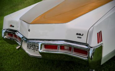 Pontiac-Grand-prix-1972-white-white-1
