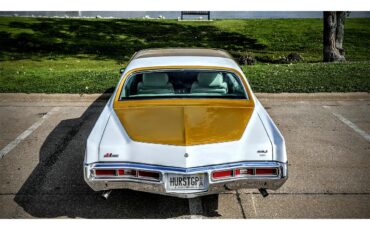 Pontiac-Grand-prix-1972-white-white-15