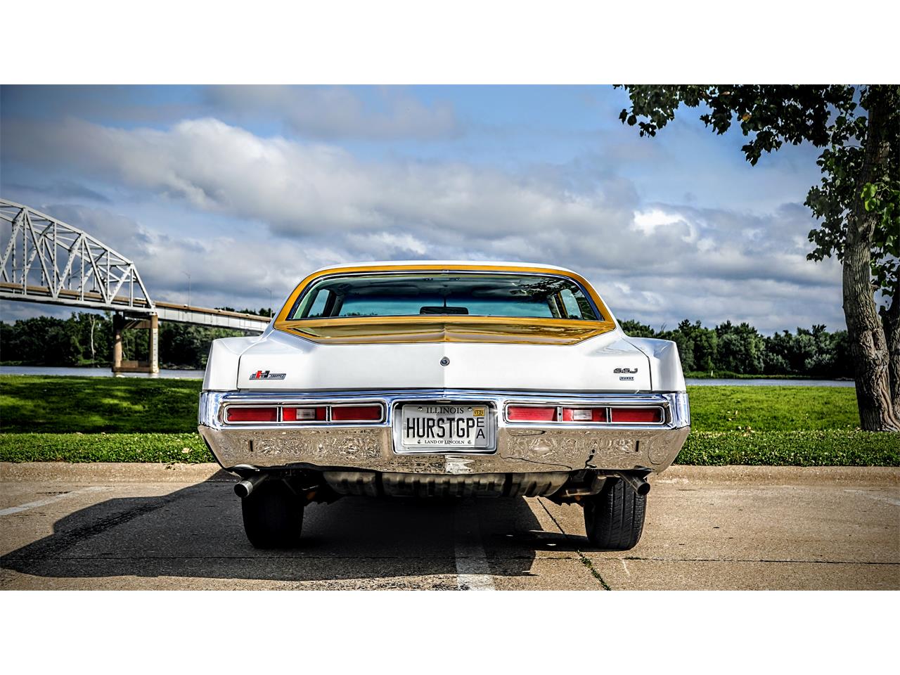 Pontiac-Grand-prix-1972-white-white-17