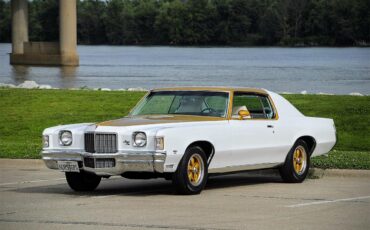 Pontiac-Grand-prix-1972-white-white-34