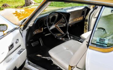Pontiac-Grand-prix-1972-white-white-37