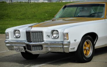 Pontiac-Grand-prix-1972-white-white