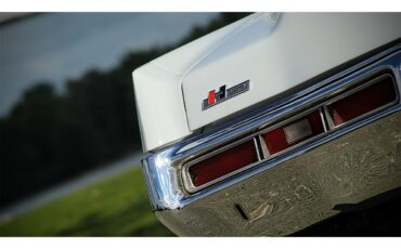 Pontiac-Grand-prix-1972-white-white-41