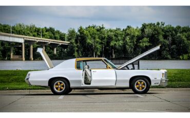Pontiac-Grand-prix-1972-white-white-44