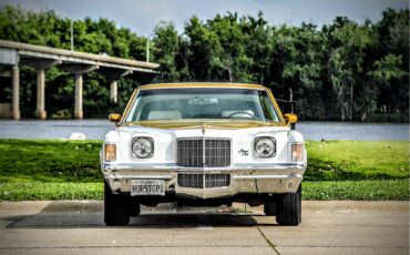 Pontiac-Grand-prix-1972-white-white-6