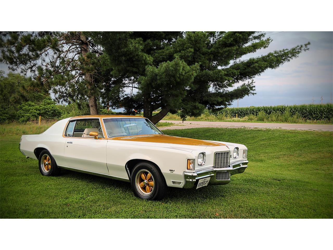 Pontiac-Grand-prix-1972-white-white-9