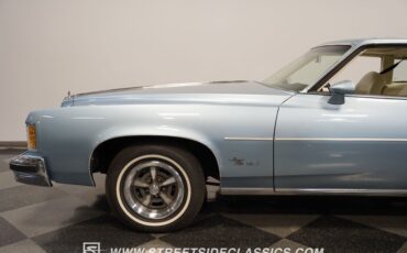 Pontiac-Grand-prix-1976-Athena-Blue-White-25