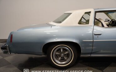Pontiac-Grand-prix-1976-Athena-Blue-White-30
