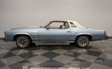 Pontiac-Grand-prix-1976-Athena-Blue-White-4