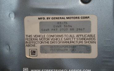 Pontiac-Grand-prix-1976-Athena-Blue-White-42