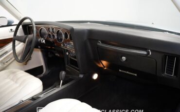 Pontiac-Grand-prix-1976-Athena-Blue-White-47