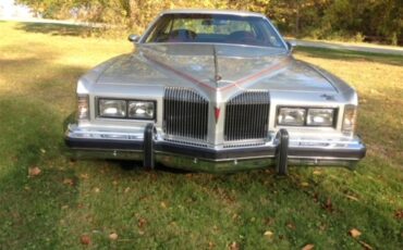 Pontiac-Grand-prix-1976-Silver-Maroon-2