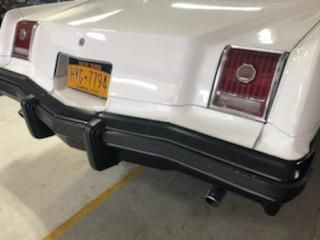 Pontiac-Grand-prix-1977-White-Light-Tan-13