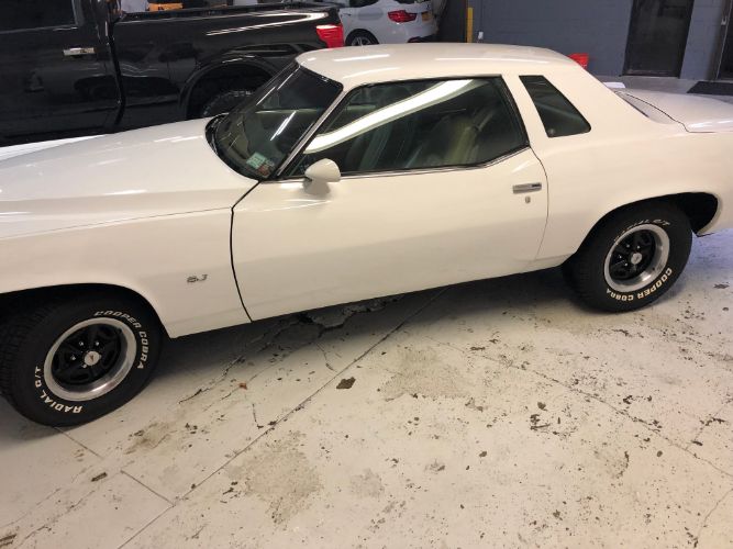 Pontiac-Grand-prix-1977-White-Light-Tan-29