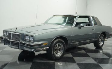 Pontiac-Grand-prix-1985-Medium-Gray-Medium-Dark-Gray-14