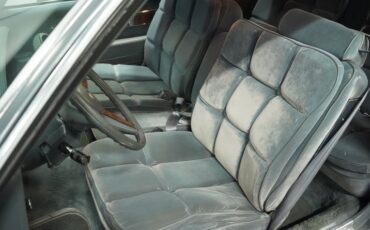 Pontiac-Grand-prix-1985-Medium-Gray-Medium-Dark-Gray-35