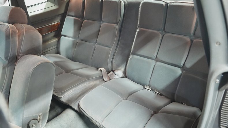 Pontiac-Grand-prix-1985-Medium-Gray-Medium-Dark-Gray-36