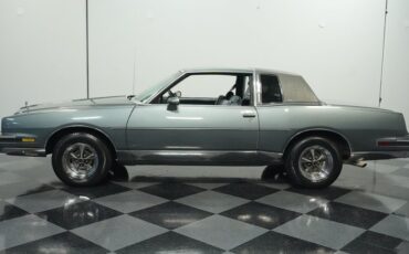 Pontiac-Grand-prix-1985-Medium-Gray-Medium-Dark-Gray