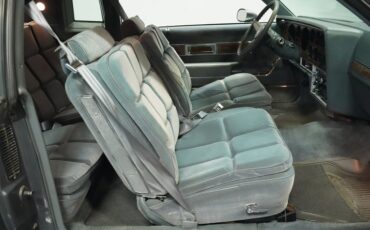 Pontiac-Grand-prix-1985-Medium-Gray-Medium-Dark-Gray-39