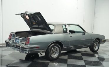 Pontiac-Grand-prix-1985-Medium-Gray-Medium-Dark-Gray-44
