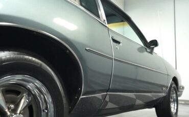 Pontiac-Grand-prix-1985-Medium-Gray-Medium-Dark-Gray-7