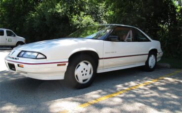 Pontiac-Grand-prix-1989-White-Beige-11