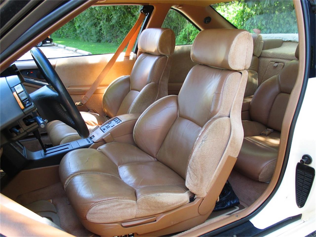 Pontiac-Grand-prix-1989-White-Beige-14
