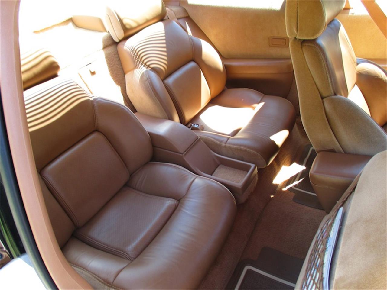 Pontiac-Grand-prix-1989-White-Beige-18