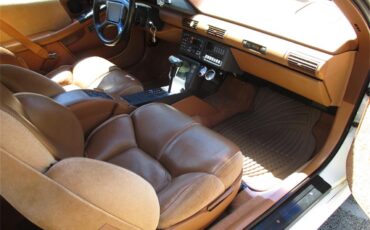 Pontiac-Grand-prix-1989-White-Beige-9