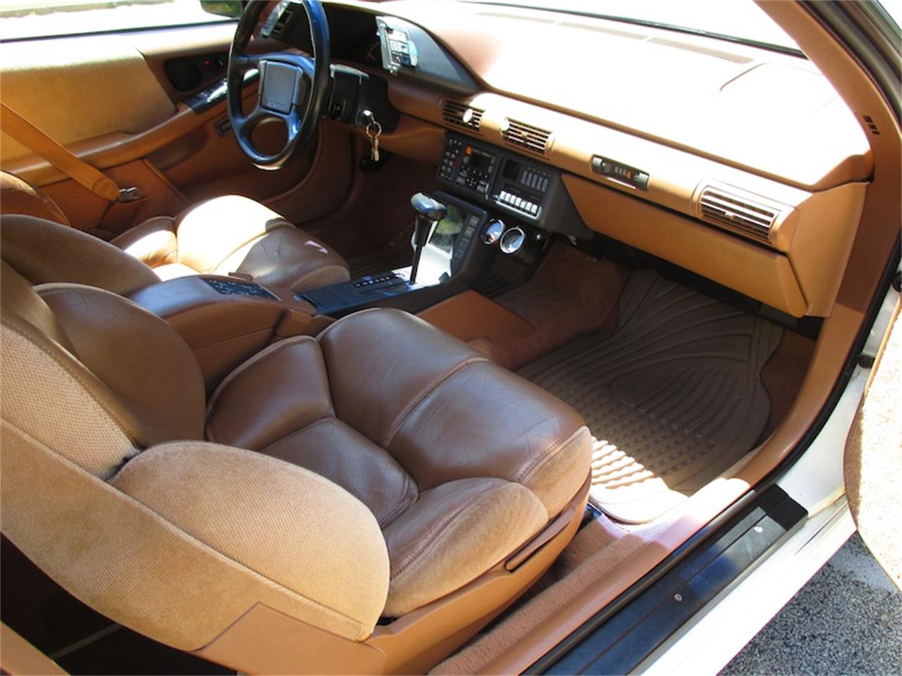 Pontiac-Grand-prix-1989-White-Beige-9