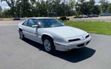 Pontiac-Grand-prix-1995