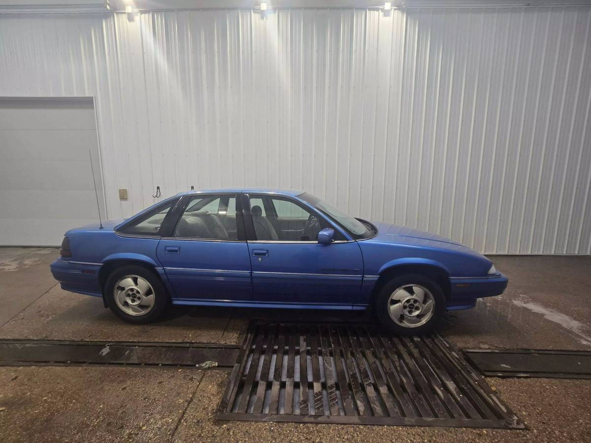 Pontiac-Grand-prix-se-1995-4