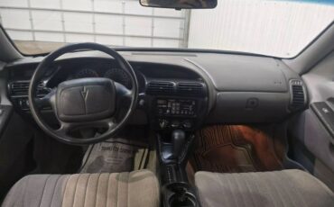 Pontiac-Grand-prix-se-1995-9